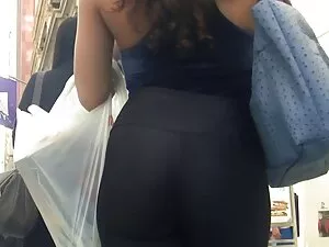 MILF Francesca mostr ...