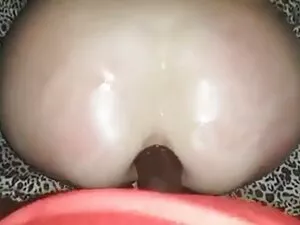 A rapariga excitada  ...